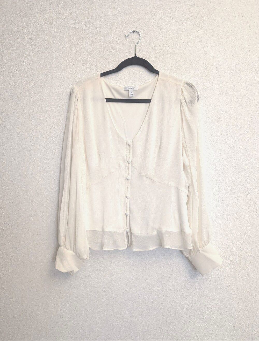 Nine West Long Sleeve V-Neck Button Front Chiffon Blouse Ivory Size XL NEW - Picture 2 of 8